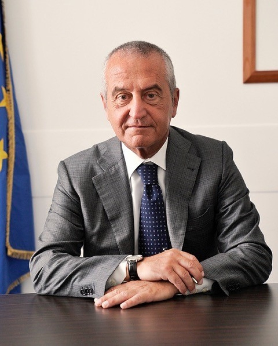 Farmaci, Tracciatura europea e Datamatrix. Audizione Camera e Senato di ADF e Federfarma Servizi: “DPC e movimentazioni infra-gruppo tra i nodi cruciali per la Distribuzione Intermedia 